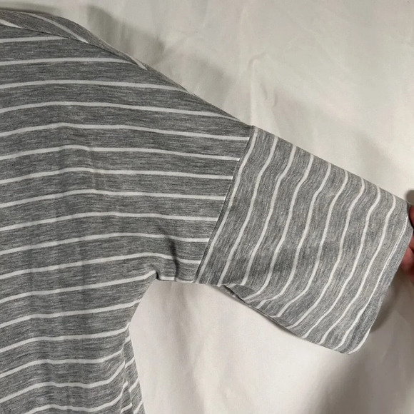 Pretty Little Thing Dress Women's 6 Grey White Striped Crew Neck Short Sleeve - Picture 6 of 10